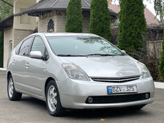 Toyota Prius foto 1