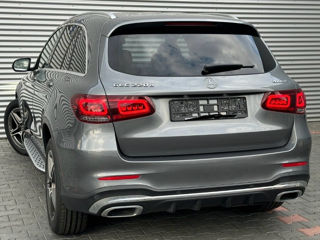 Mercedes GLC foto 4