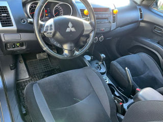 Mitsubishi Outlander foto 5