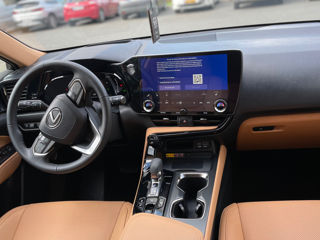 Lexus NX Series foto 5