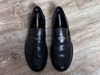 Prada Brushed Leather Loafers foto 7