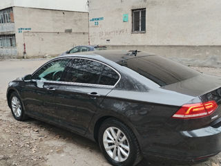 Volkswagen Passat foto 4