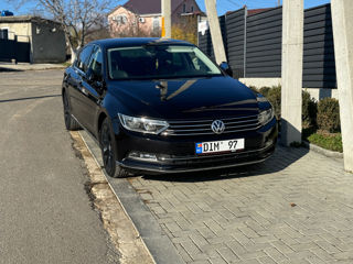 Volkswagen Passat foto 3