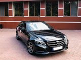Chirie Mercedes Benz, albe-negre, pret  de la 15€ ora sau 69€/zi! foto 3