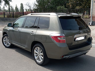 Toyota Highlander foto 2