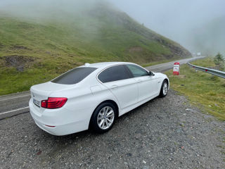 BMW 5 Series foto 3