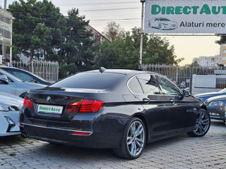 BMW 5 Series foto 2