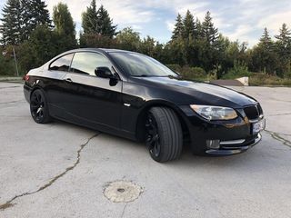 Automobile in chirie Botanica toyota, mercedes și alte marci sunați la noi sau rezervati direct foto 9