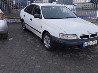 Toyota Carina foto 9