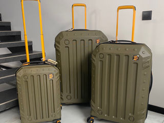 Новое поступление чемоданов (полипропилен)от фирмы pigeon!! foto 16