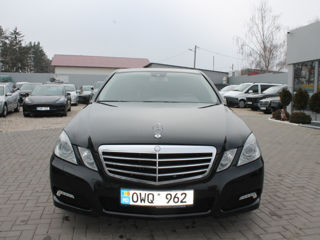 Mercedes E-Class foto 2