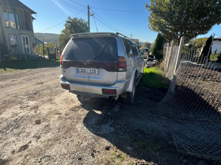 Mitsubishi Pajero Sport foto 4