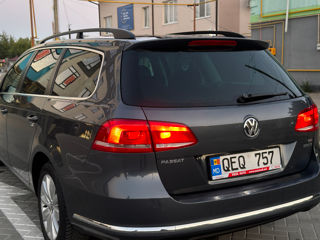 Volkswagen Passat foto 4