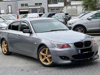 BMW 5 Series foto 3