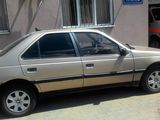 Peugeot 405 foto 1