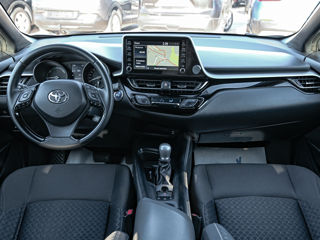 Toyota C-HR foto 7