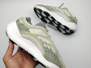 Adidas Yeezy boost v3 700 grey j foto 2