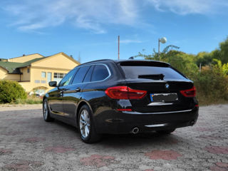 BMW 5 Series foto 2