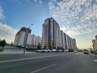 Apartament cu 3 camere, 97 m², Ciocana, Chișinău foto 18
