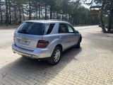 Mercedes ML Class foto 3