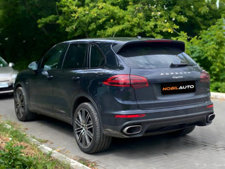 Porsche Cayenne foto 4