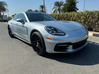 Porsche Panamera foto 2