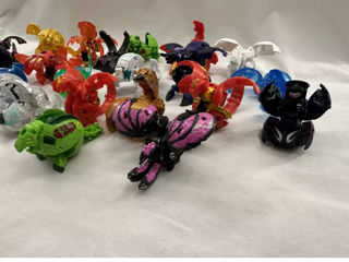 Bakugan set 22 buc. foto 3