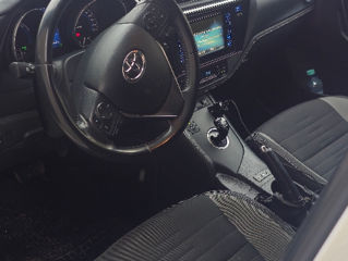 Toyota Auris foto 6