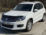 Volkswagen Tiguan foto 2