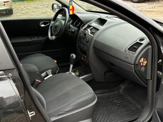 Renault Megane foto 9