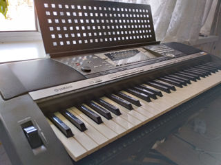 YAMAHA PSR 640 foto 2