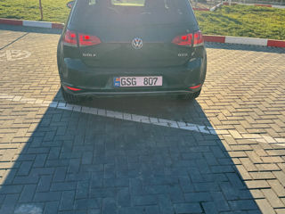 Volkswagen Golf foto 2