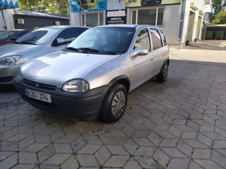 Dezmembrare Opel Corsa B 1.0