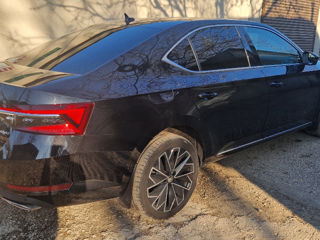 Skoda Superb foto 3