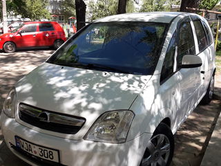 Opel Meriva foto 1