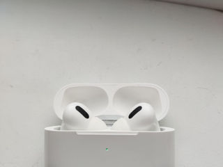 Casti AirPods foto 7