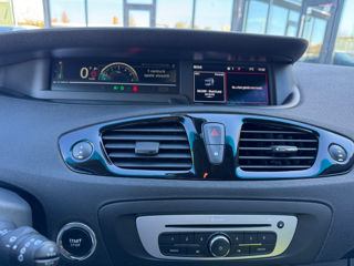 Renault Grand Scenic foto 8