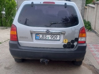 Mazda Tribute foto 8