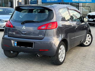 Mitsubishi Colt foto 4