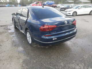 Volkswagen Passat foto 4