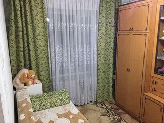 Se vinde 2 camere in camin negociabil 24 m2 foto 2