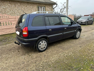 Opel Zafira foto 4