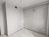 Apartament la ialoveni/ etaj 2 euro reparatia. foto 3