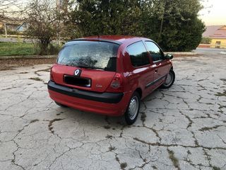 Renault Clio foto 3