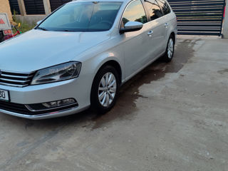 Volkswagen Passat foto 8