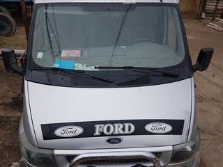 Ford Transit foto 1