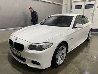 BMW 5 Series foto 6