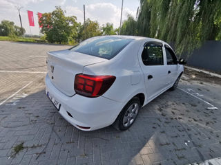 Dacia Logan foto 3