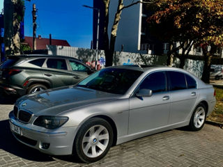 BMW 7 Series foto 3