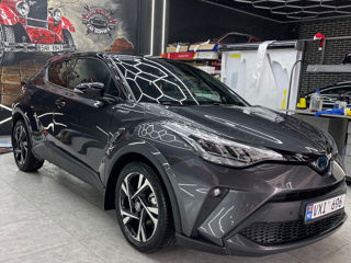 Toyota C-HR foto 4